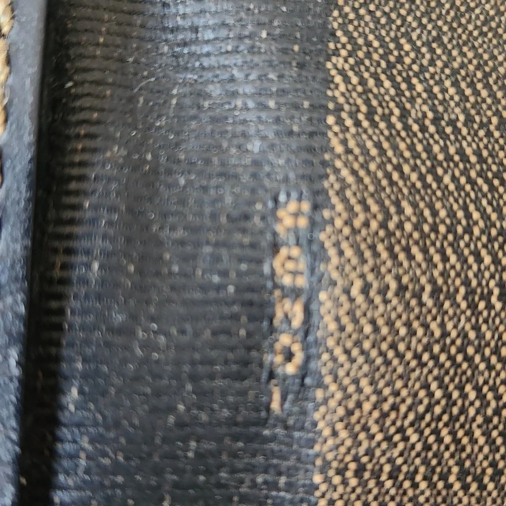 FENDI Pequin Boston Bag w/COA & dustbag - Picture 4 of 16